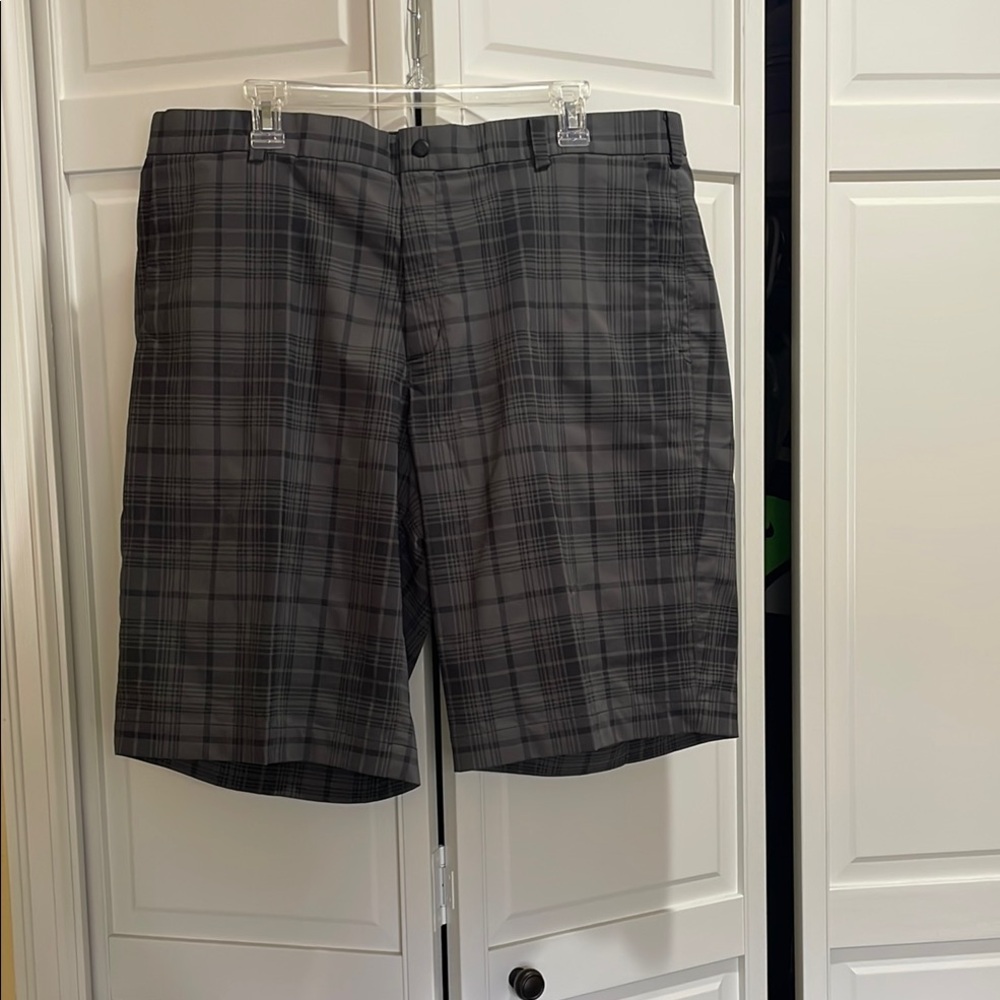 Men's Nike Golf Gray Plaid Shorts